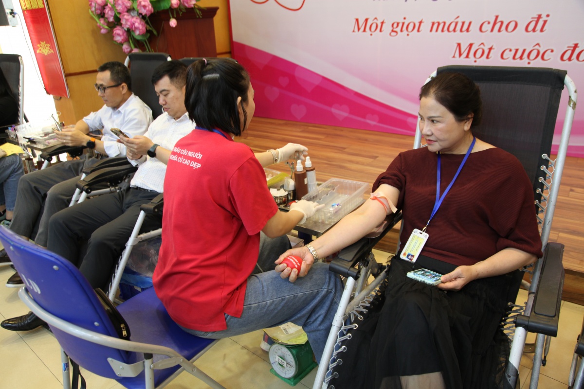 Đoàn Thanh niên NHTW tổ chức Ngày hội Hiến máu tình nguyện năm 2026