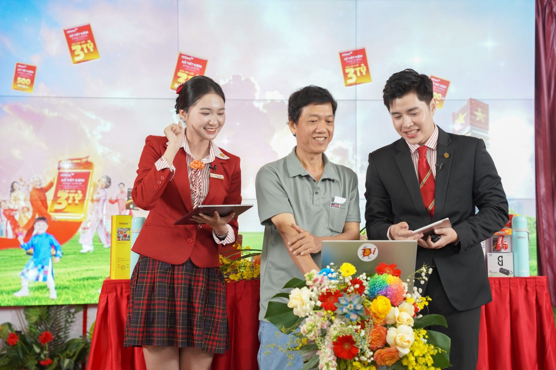 Giải mã tỷ phú - Rước lộc 3 tỷ: Khoảnh khắc vỡ òa tại buổi quay số cuối cùng.