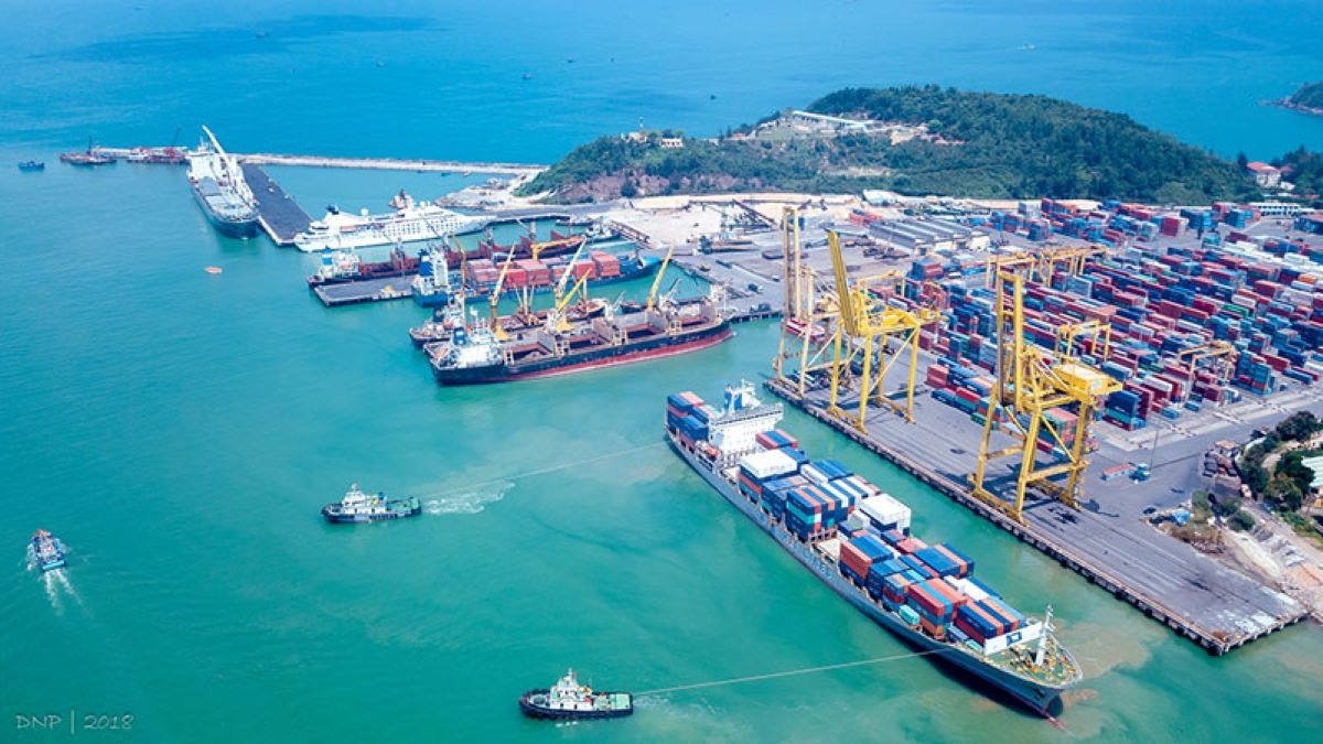 Doanh nghiệp kiến nghị điều chỉnh quy định định biên tàu lai, hoàn thiện hạ tầng và cơ chế quản lý Doanh nghiệp kiến nghị điều chỉnh quy định định biên tàu lai, hoàn thiện hạ tầng và cơ chế quản lý