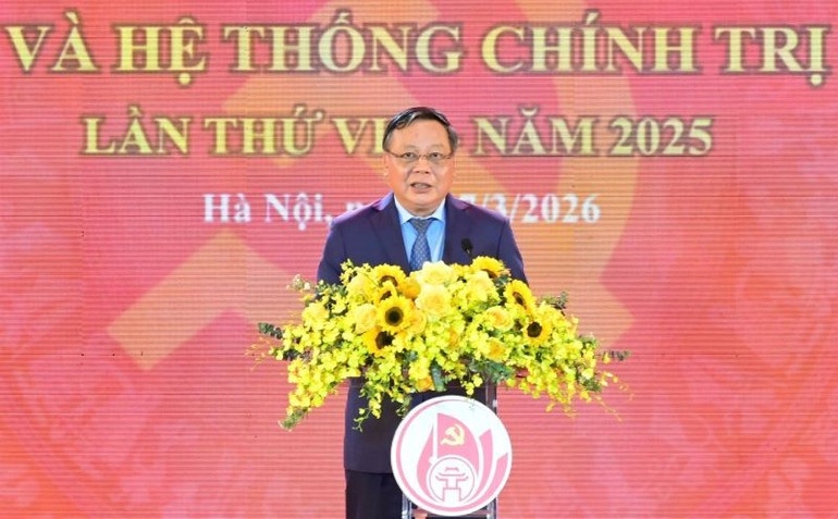 Phó Bí thư Thành ủy Hà Nội Nguyễn Văn Phong phát động Giải báo chí về xây dựng Đảng và hệ thống chính trị thành phố Hà Nội năm 2026. Phó Bí thư Thành ủy Hà Nội Nguyễn Văn Phong phát động Giải báo chí về xây dựng Đảng và hệ thống chính trị thành phố Hà Nội năm 2026.
