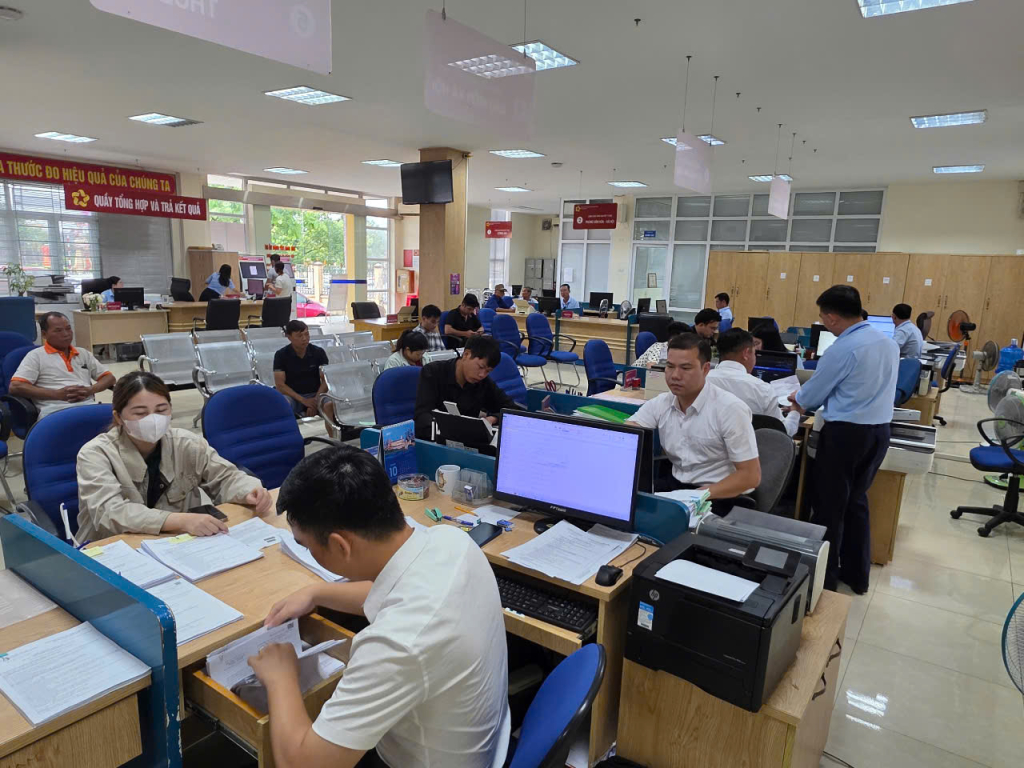 Bảo đảm bộ máy chính quyền địa phương nhiệm kỳ 2026–2031 đi vào hoạt động chậm nhất ngày 1/4/2026- Ảnh 1. Bảo đảm bộ máy chính quyền địa phương nhiệm kỳ 2026–2031 đi vào hoạt động chậm nhất ngày 1/4/2026- Ảnh 1.