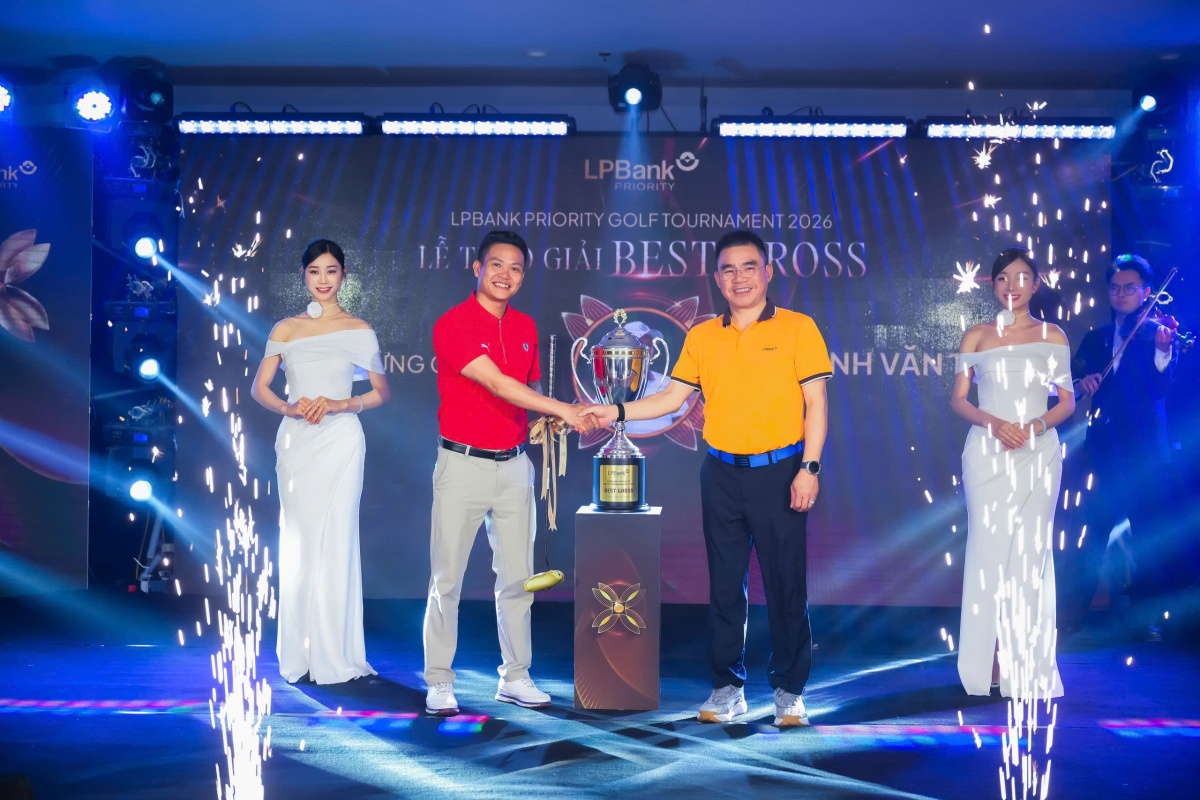LPBank nâng tầm trải nghiệm khách hàng Priority qua chuỗi giải Golf Tournament LPBank nâng tầm trải nghiệm khách hàng Priority qua chuỗi giải Golf Tournament