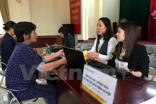 Bộ Nội vụ đề xuất 2 phương án tăng lương hưu, trợ cấp bảo hiểm xã hội từ 1/7 Bộ Nội vụ đề xuất 2 phương án tăng lương hưu, trợ cấp bảo hiểm xã hội từ 1/7