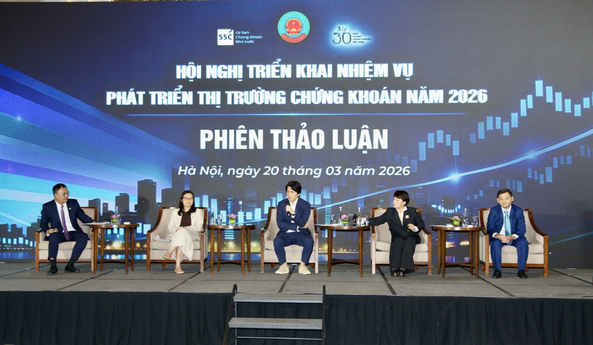 Dòng vốn ngoại rút ròng, vốn nội chưa bứt phá: Thị trường chứng khoán đang đứng trước “điểm nghẽn kép”?