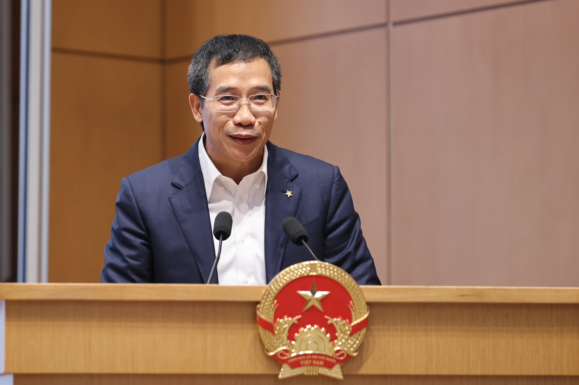 Ông Lưu Trung Thái, Chủ tịch Hội đồng quản trị Ngân hàng Thương mại cổ phần Quân đội (MB) phát biểu tại Hội nghị - Ảnh VGP/Nhật Bắc Ông Lưu Trung Thái, Chủ tịch Hội đồng quản trị Ngân hàng Thương mại cổ phần Quân đội (MB) phát biểu tại Hội nghị - Ảnh VGP/Nhật Bắc