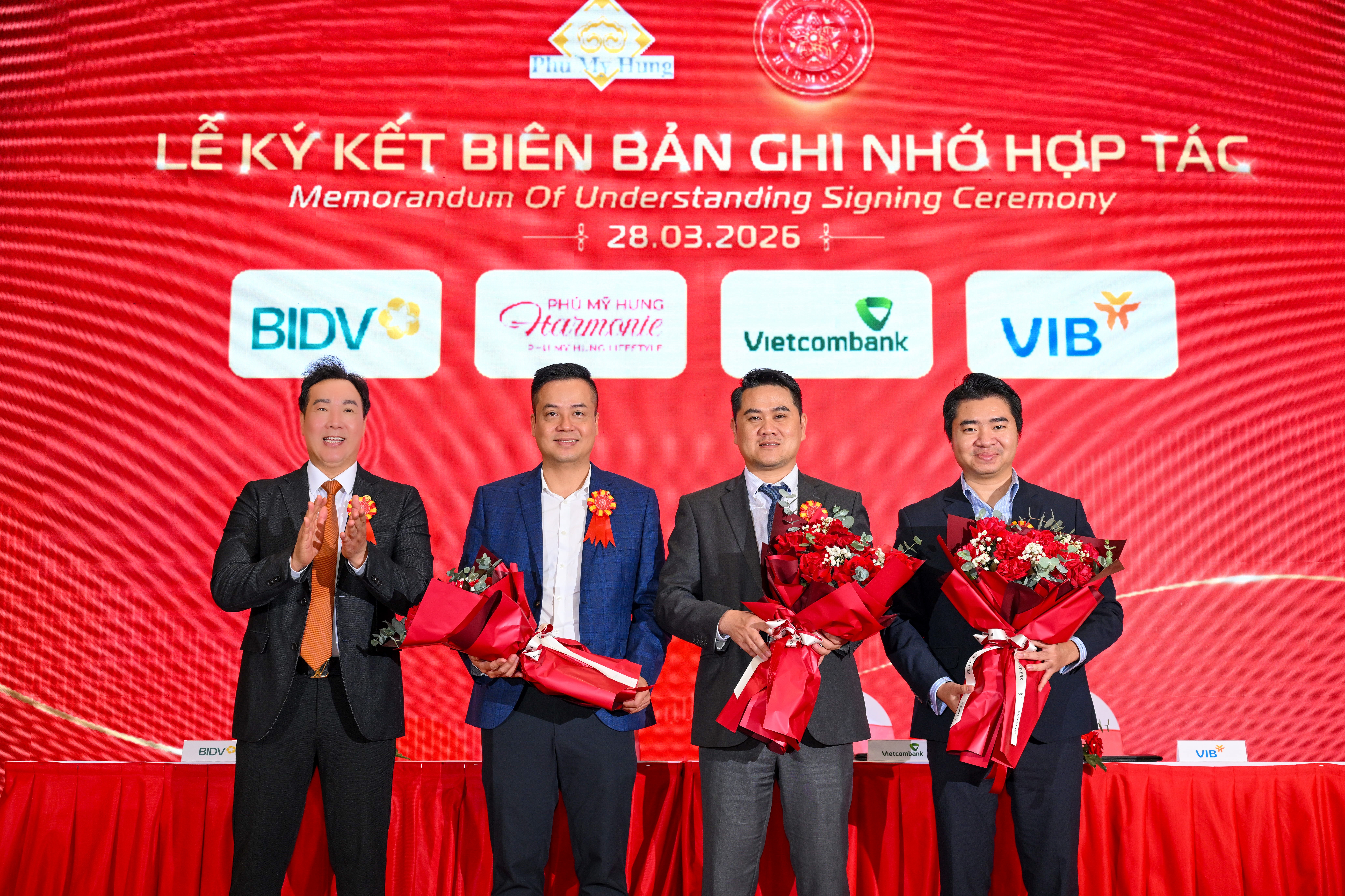 Lễ ký kết Biên bản ghi nhớ hợp tác (MOU) giữa Phú Mỹ Hưng và các ngân hàng nhằm triển khai các giải pháp tài chính hỗ trợ người mua nhà