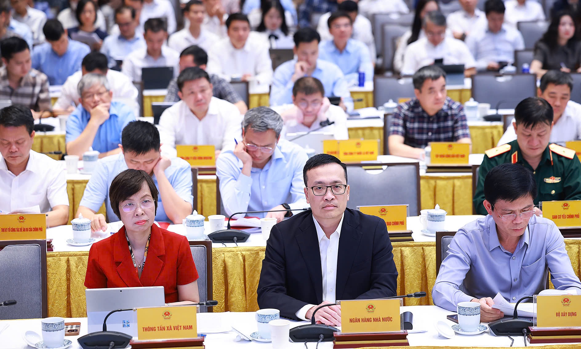 Thủ tướng: Tập trung phát triển công nghệ chiến lược; phấn đấu phủ sóng 5G trên toàn quốc- Ảnh 6.