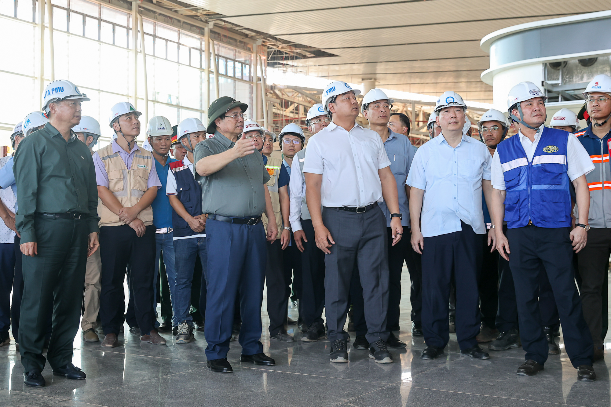 Thủ tướng Phạm Minh Chính: Khai thác thương mại sân bay Long Thành vào cuối năm 2026- Ảnh 2. Thủ tướng Phạm Minh Chính: Khai thác thương mại sân bay Long Thành vào cuối năm 2026- Ảnh 2.