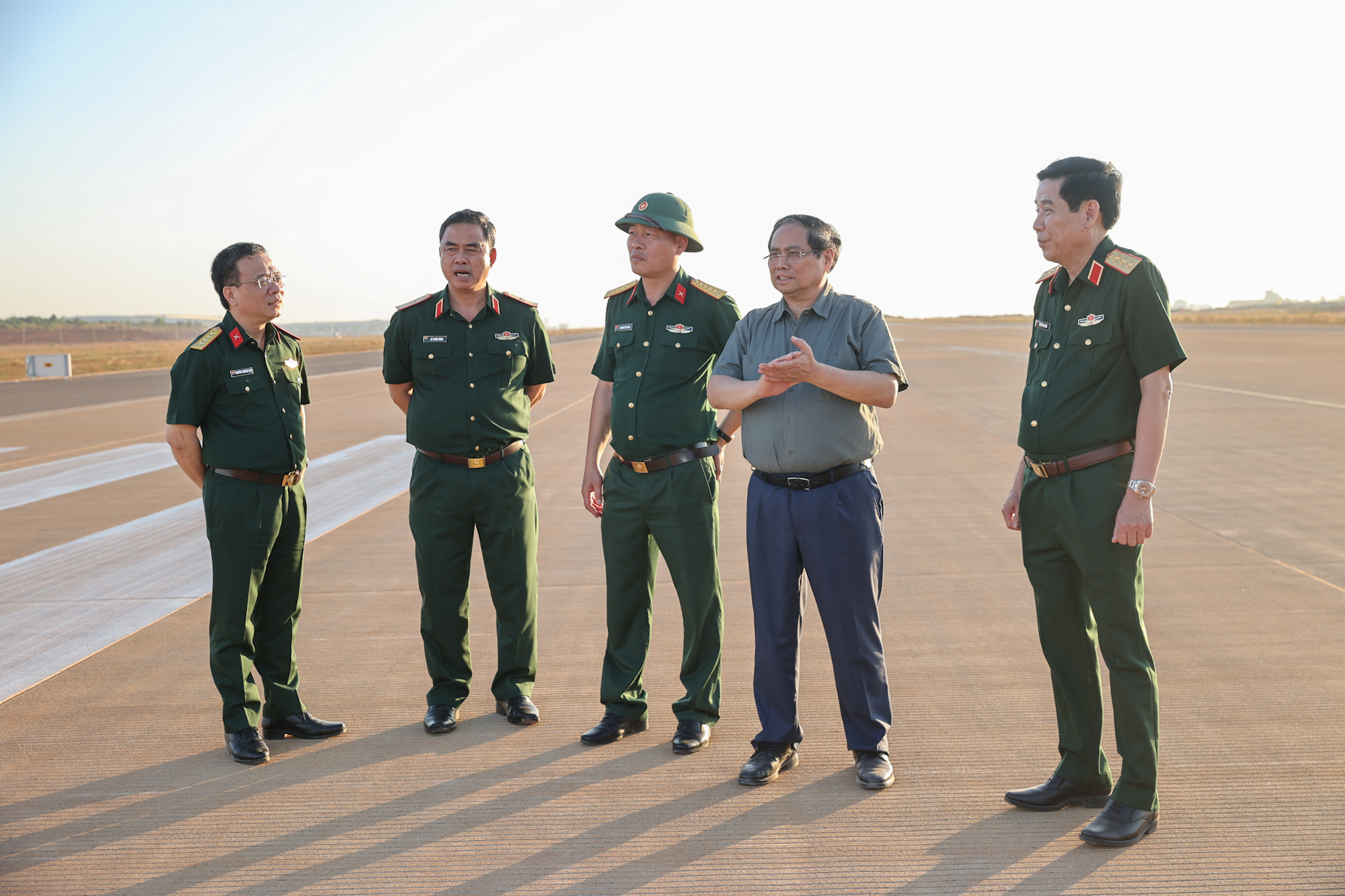 Thủ tướng Phạm Minh Chính: Khai thác thương mại sân bay Long Thành vào cuối năm 2026- Ảnh 7. Thủ tướng Phạm Minh Chính: Khai thác thương mại sân bay Long Thành vào cuối năm 2026- Ảnh 7.