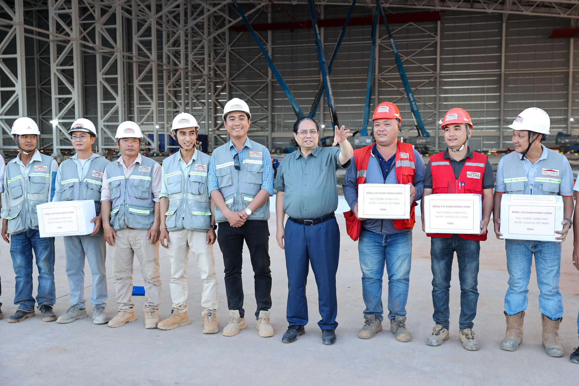 Thủ tướng Phạm Minh Chính: Khai thác thương mại sân bay Long Thành vào cuối năm 2026- Ảnh 6. Thủ tướng Phạm Minh Chính: Khai thác thương mại sân bay Long Thành vào cuối năm 2026- Ảnh 6.