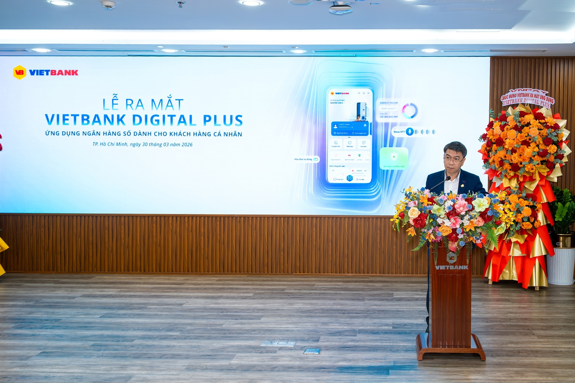 Ông Nguyễn Hữu Phúc - Phó Tổng Giám đốc VNPAY phát biểu tại sự kiện. Ông Nguyễn Hữu Phúc - Phó Tổng Giám đốc VNPAY phát biểu tại sự kiện.