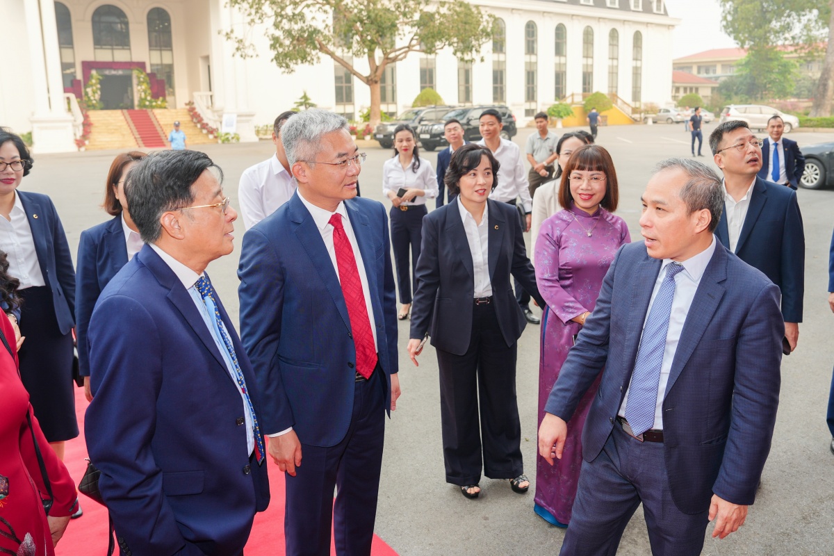 20 năm VAPCF: Vững vai trò “cầu nối” hệ thống
