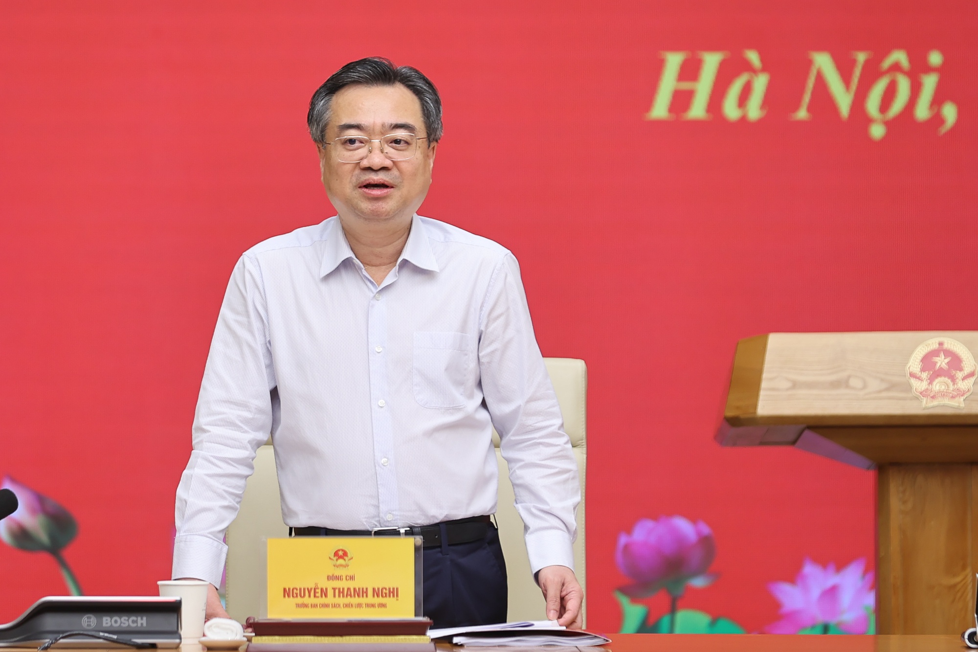 Đồng chí Nguyễn Thanh Nghị đánh giá cao công tác chuẩn bị, phối hợp hiệu quả của Ban Thường vụ Đảng ủy Chính phủ và các cơ quan của Đảng ủy Chính phủ - Ảnh: VGP/Nhật Bắc