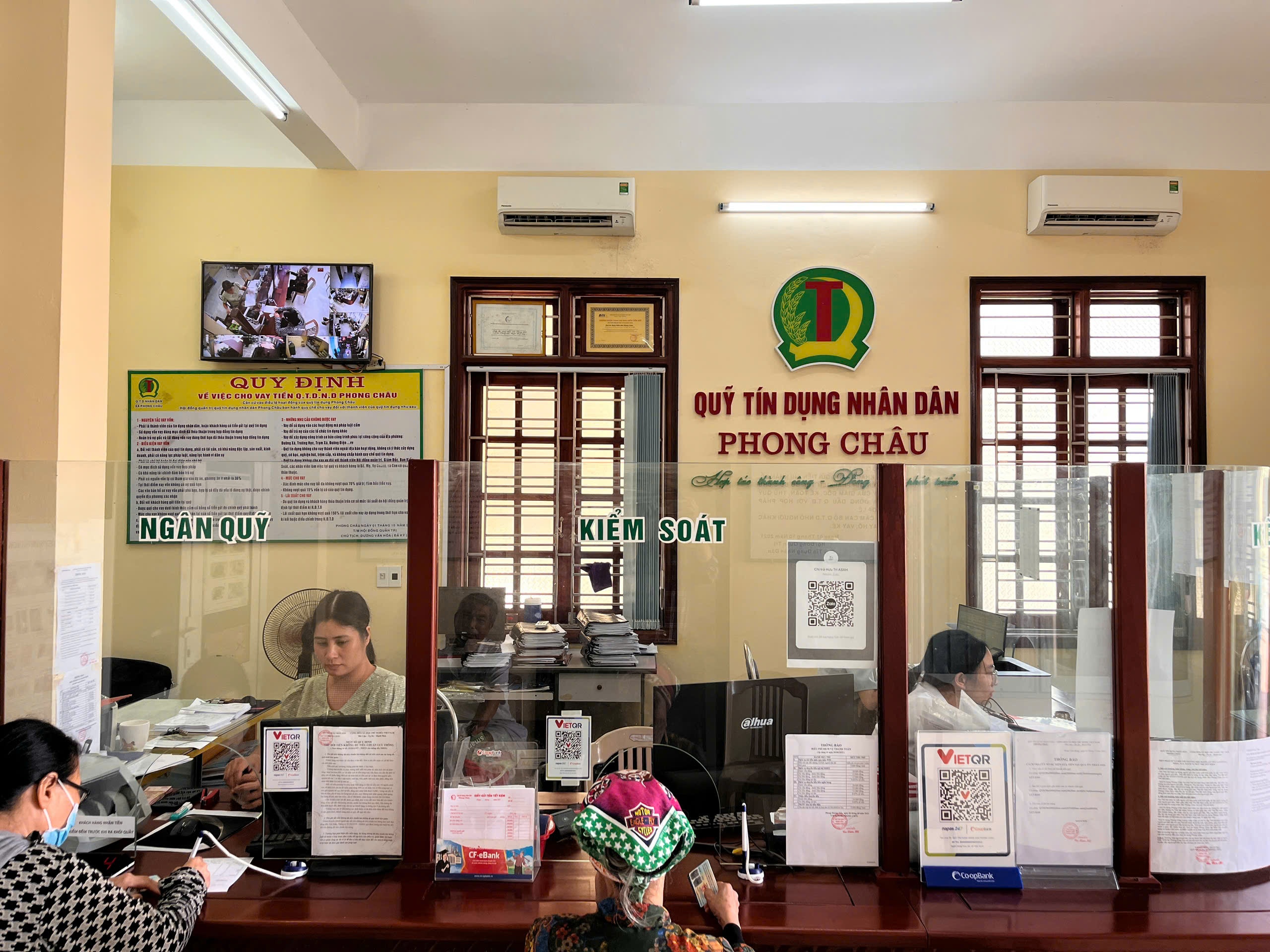 Quỹ tín dụng nhân dân Phong Châu thông báo thay đổi nội dung Giấy phép hoạt động Quỹ tín dụng nhân dân Phong Châu thông báo thay đổi nội dung Giấy phép hoạt động