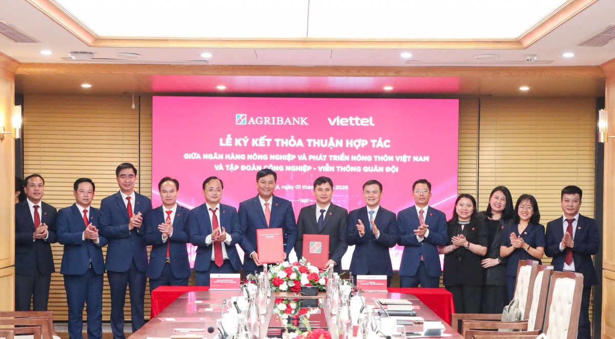 Agribank và Viettel ký kết thỏa thuận hợp tác, kết nối sức mạnh vì tương lai số Agribank và Viettel ký kết thỏa thuận hợp tác, kết nối sức mạnh vì tương lai số
