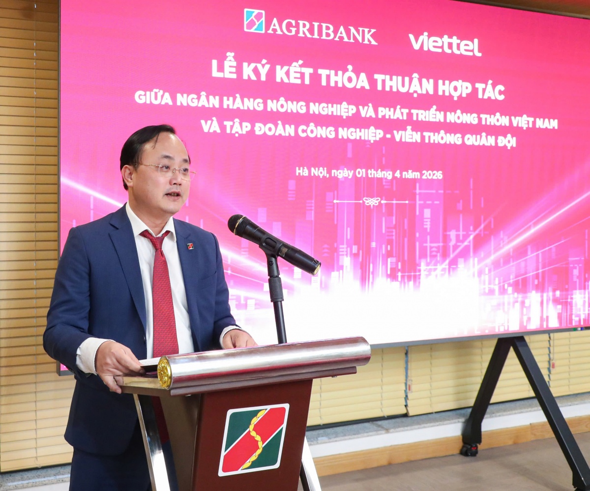 Đồng chí Tô Huy Vũ - Chủ tịch HĐTV Agribank phát biểu tại Lễ ký kết Đồng chí Tô Huy Vũ - Chủ tịch HĐTV Agribank phát biểu tại Lễ ký kết