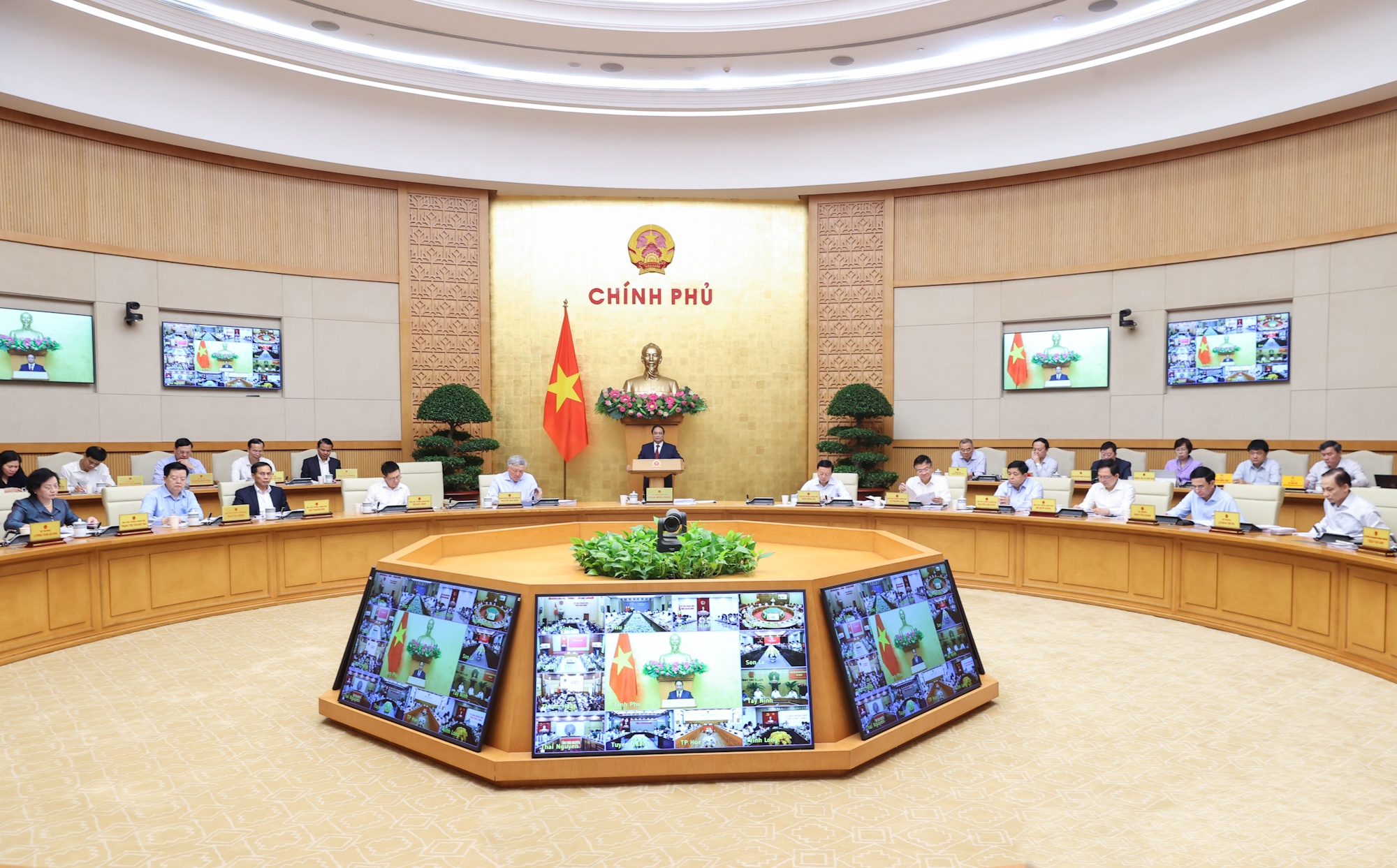 Thủ tướng Chính phủ Phạm Minh Chính chủ trì phiên họp Chính phủ thường kỳ tháng 3/2026 - Ảnh: VGP/Nhật Bắc Thủ tướng Chính phủ Phạm Minh Chính chủ trì phiên họp Chính phủ thường kỳ tháng 3/2026 - Ảnh: VGP/Nhật Bắc