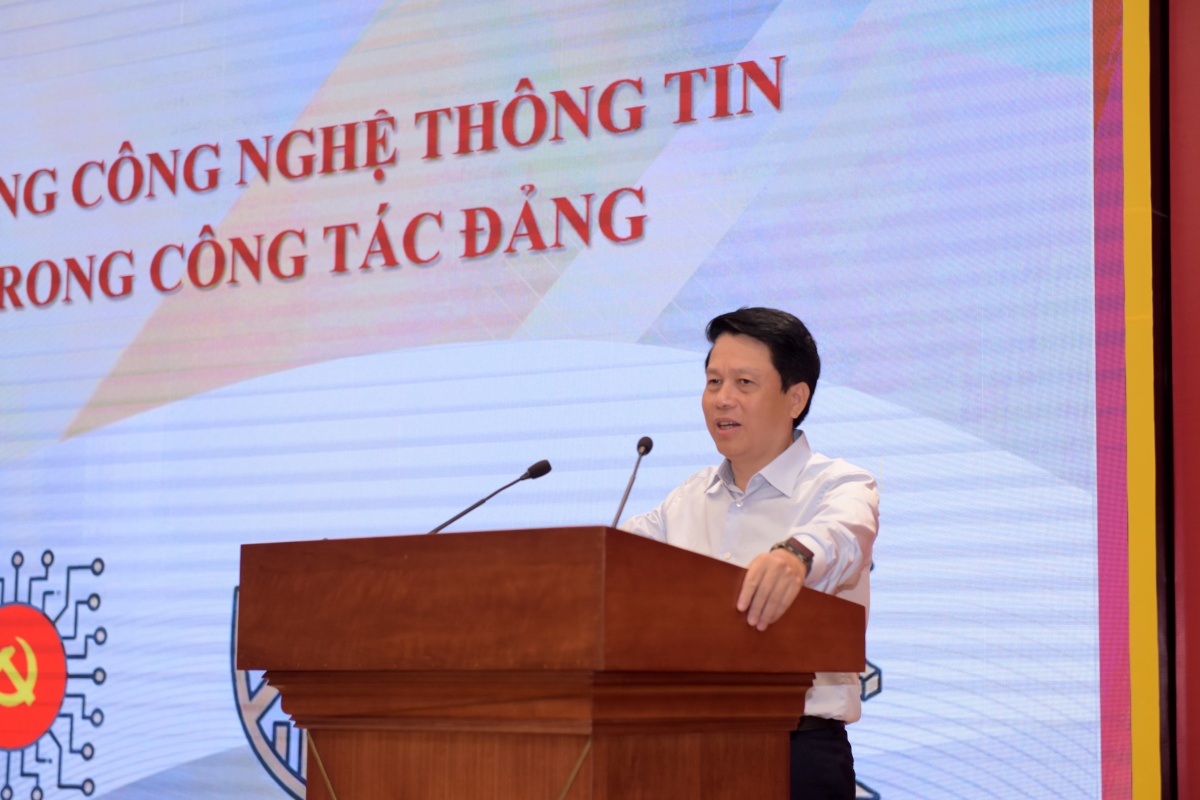 Đẩy mạnh chuyển đổi số và ứng dụng AI trong công tác Đảng năm 2026