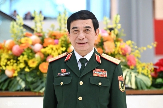 Phó Thủ tướng Chính phủ Phan Văn Giang, Ủy viên Ban Thường vụ Đảng ủy Chính phủ Phó Thủ tướng Chính phủ Phan Văn Giang, Ủy viên Ban Thường vụ Đảng ủy Chính phủ