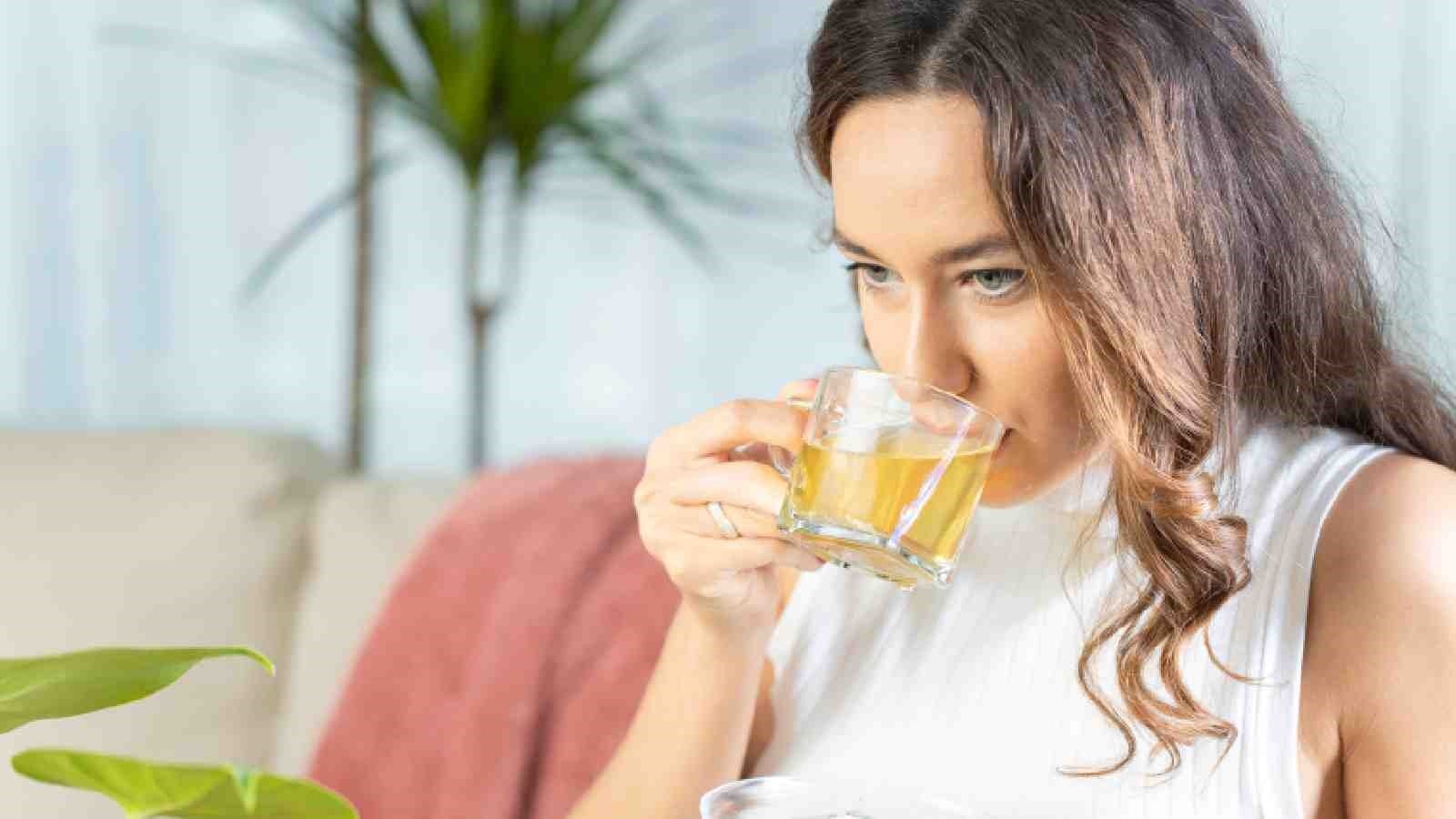 Uống nước lọc hay uống trà, thói quen nào liên quan đến tuổi thọ cao hơn? Uống nước lọc hay uống trà, thói quen nào liên quan đến tuổi thọ cao hơn?