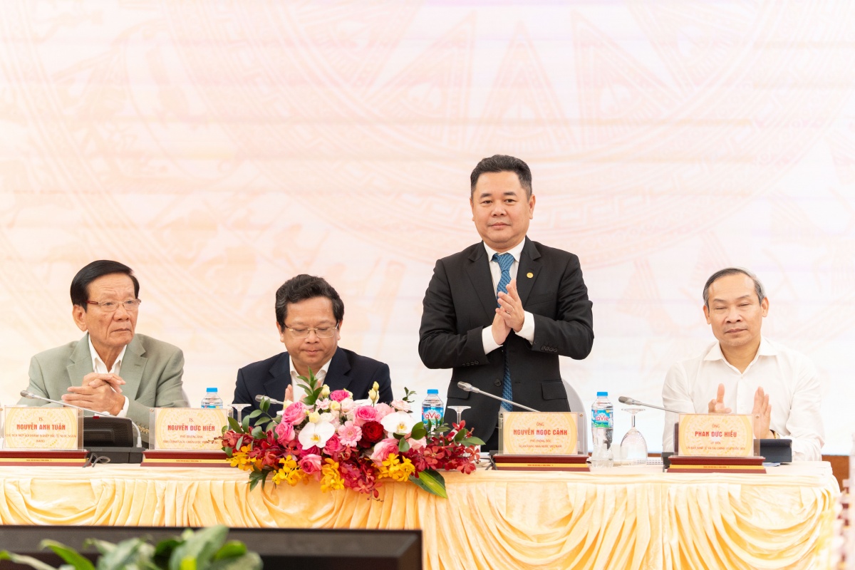 Hệ thống ngân hàng phát triển mạnh mẽ, đồng hành cùng các tập đoàn kinh tế vươn tầm Hệ thống ngân hàng phát triển mạnh mẽ, đồng hành cùng các tập đoàn kinh tế vươn tầm