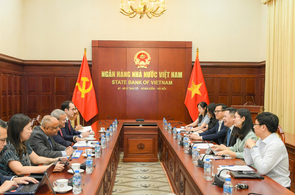 Phó Thống đốc Nguyễn Ngọc Cảnh tiếp Phó Chủ tịch Ngân hàng Phát triển châu Á Phó Thống đốc Nguyễn Ngọc Cảnh tiếp Phó Chủ tịch Ngân hàng Phát triển châu Á