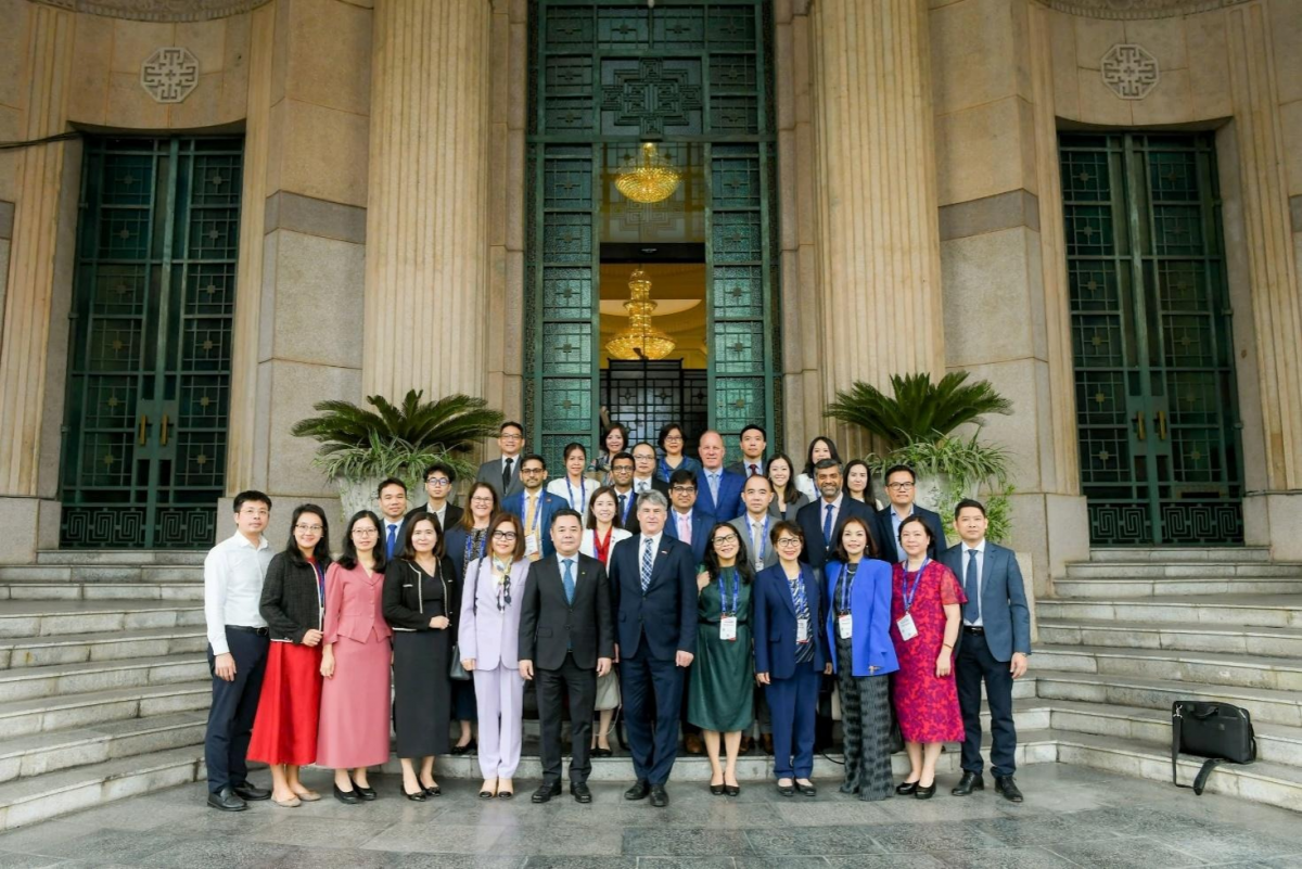 Phó Thống đốc Nguyễn Ngọc Cảnh tiếp Hội đồng Kinh doanh Hoa Kỳ – ASEAN (US-ABC) Phó Thống đốc Nguyễn Ngọc Cảnh tiếp Hội đồng Kinh doanh Hoa Kỳ – ASEAN (US-ABC)