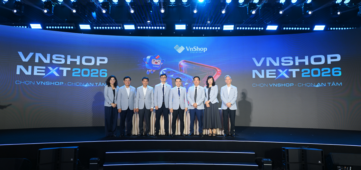 Ban Lãnh đạo VNPAY và VnShop công bố chiến lược mới của VnShop tại sự kiện VnShop NEXT 2026 Ban Lãnh đạo VNPAY và VnShop công bố chiến lược mới của VnShop tại sự kiện VnShop NEXT 2026