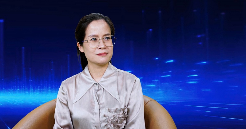 Bà Tạ Hoàng Lan, Phó Trưởng phòng Phát triển Năng lực Xúc tiến thương mại (Cục Xúc tiến thương mại, Bộ Công Thương). Bà Tạ Hoàng Lan, Phó Trưởng phòng Phát triển Năng lực Xúc tiến thương mại (Cục Xúc tiến thương mại, Bộ Công Thương).
