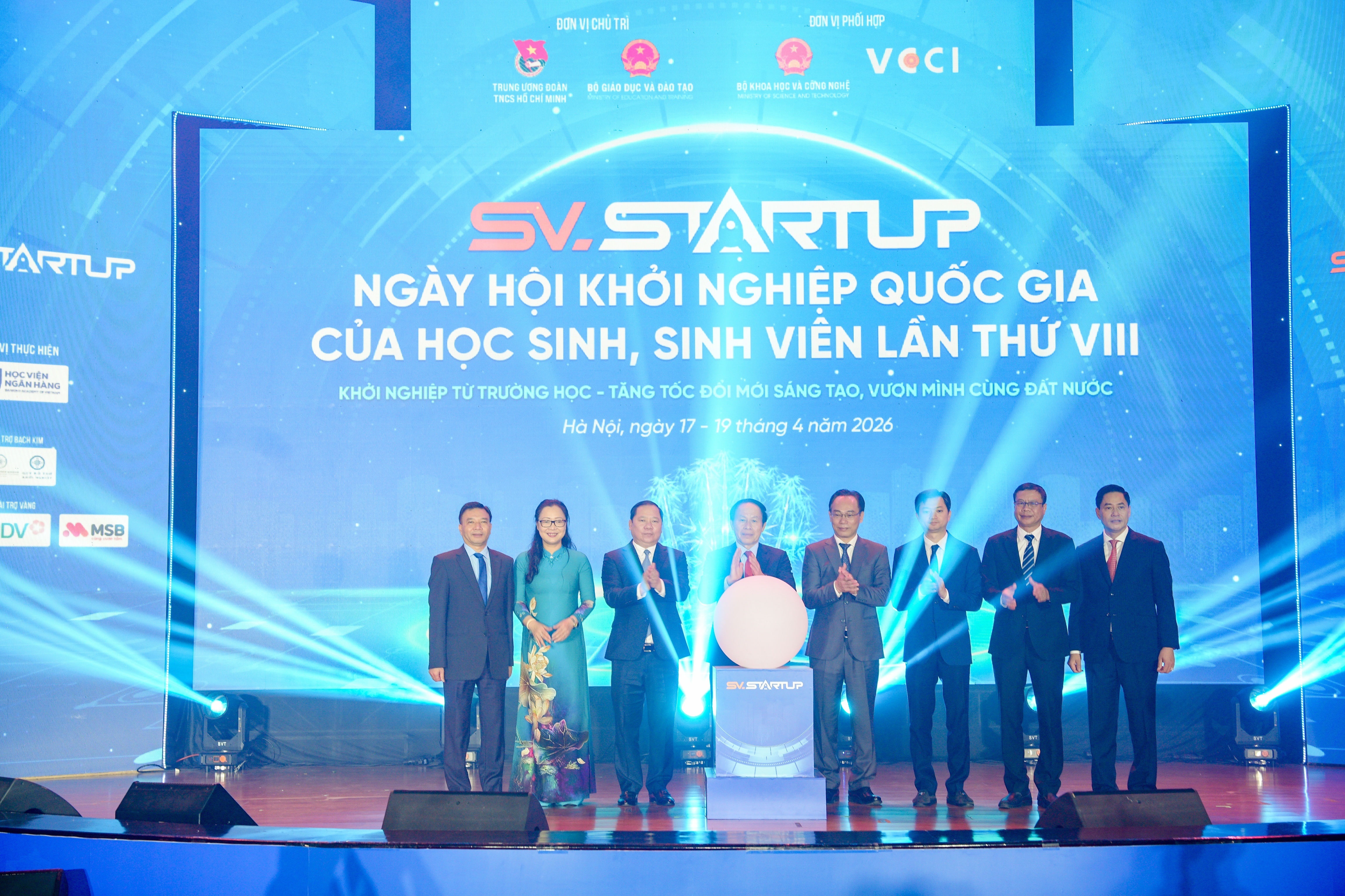 Khởi nghiệp học sinh, sinh viên: Phải chuyển từ phong trào sang thực chất Khởi nghiệp học sinh, sinh viên: Phải chuyển từ phong trào sang thực chất
