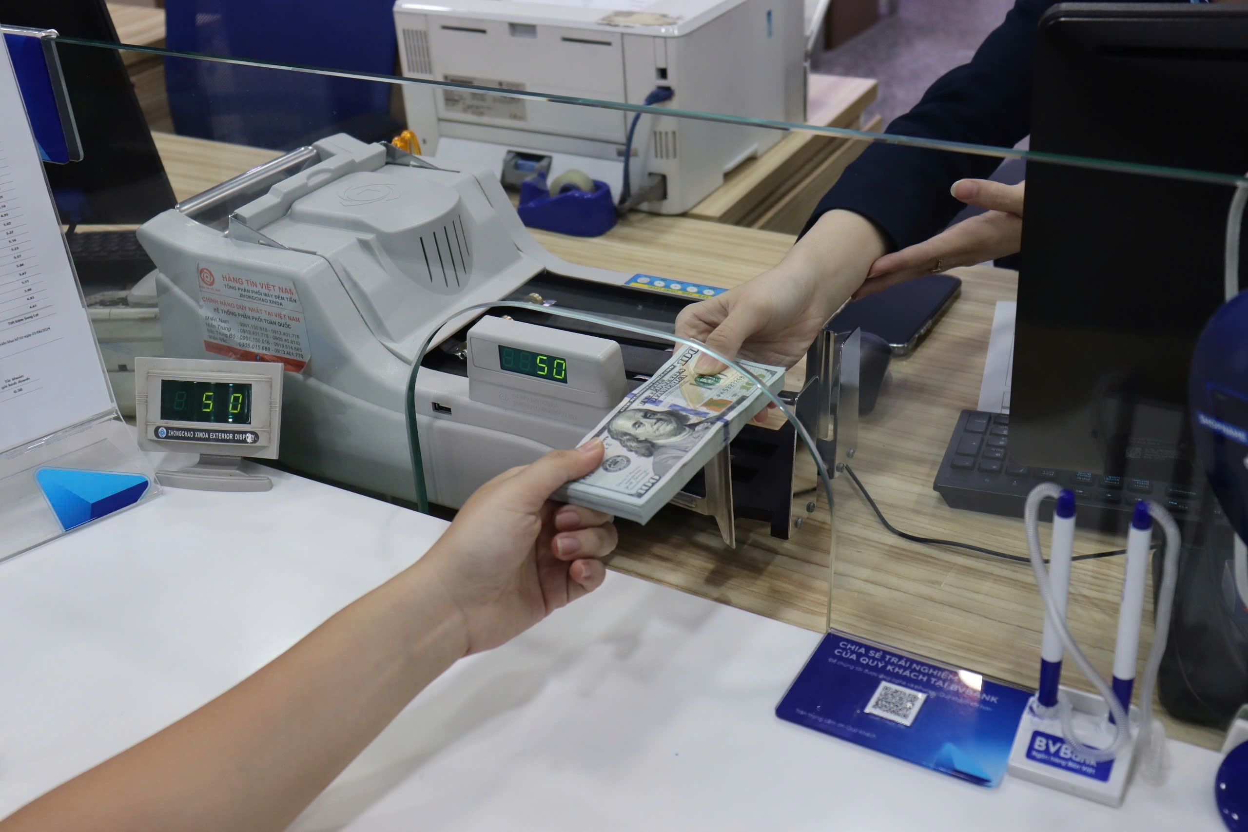 Kiều hối chuyển về TP. Hồ Chí Minh đạt 2 tỷ USD trong quý I