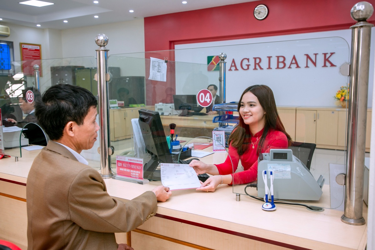 Agribank - Dòng vốn bền bỉ, điểm tựa vững chắc cho người dân và doanh nghiệp Agribank - Dòng vốn bền bỉ, điểm tựa vững chắc cho người dân và doanh nghiệp