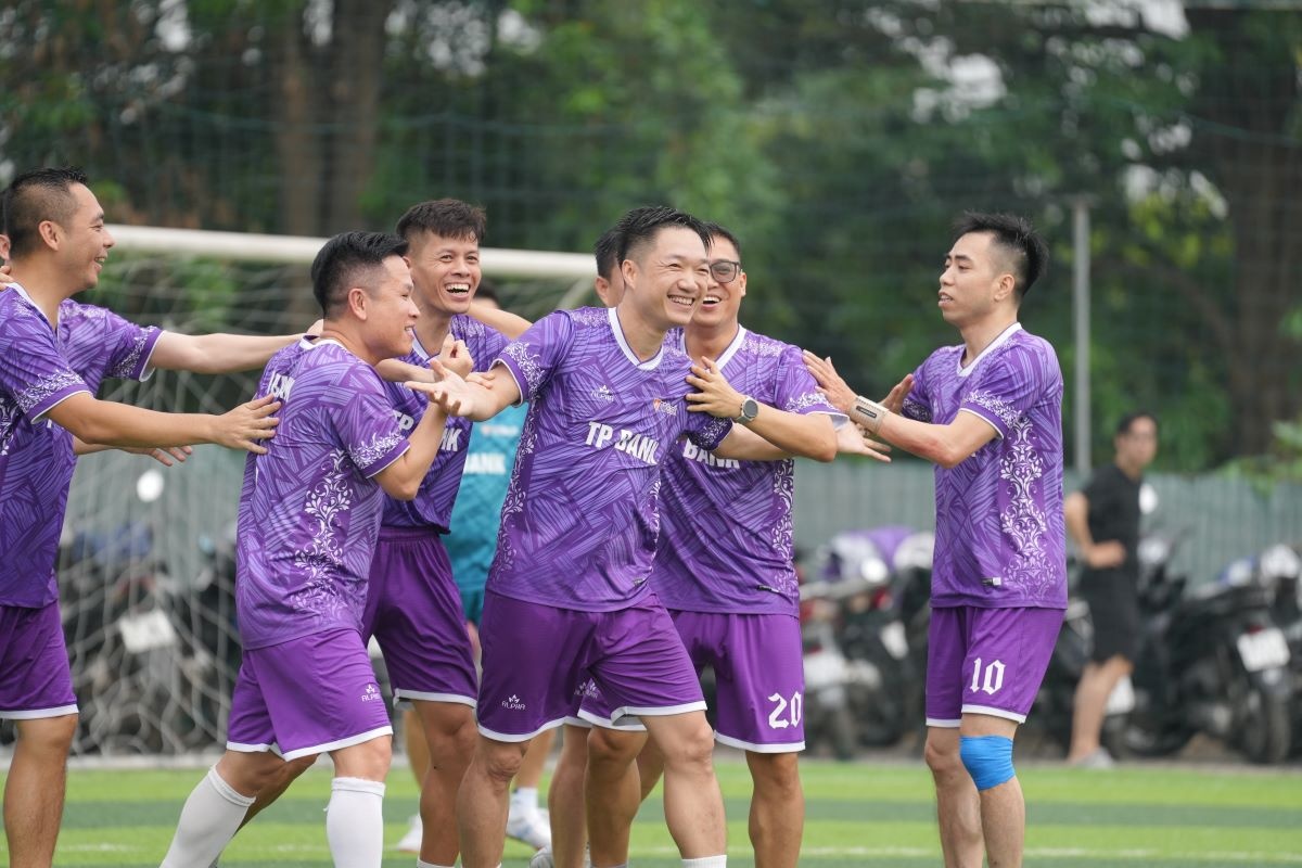 Kịch tính đến phút cuối, Cúp Mùa Xuân 2026 khẳng định sức hút truyền thống