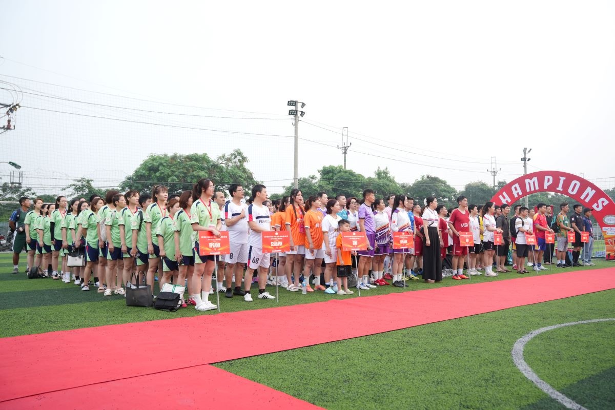 Kịch tính đến phút cuối, Cúp Mùa Xuân 2026 khẳng định sức hút truyền thống