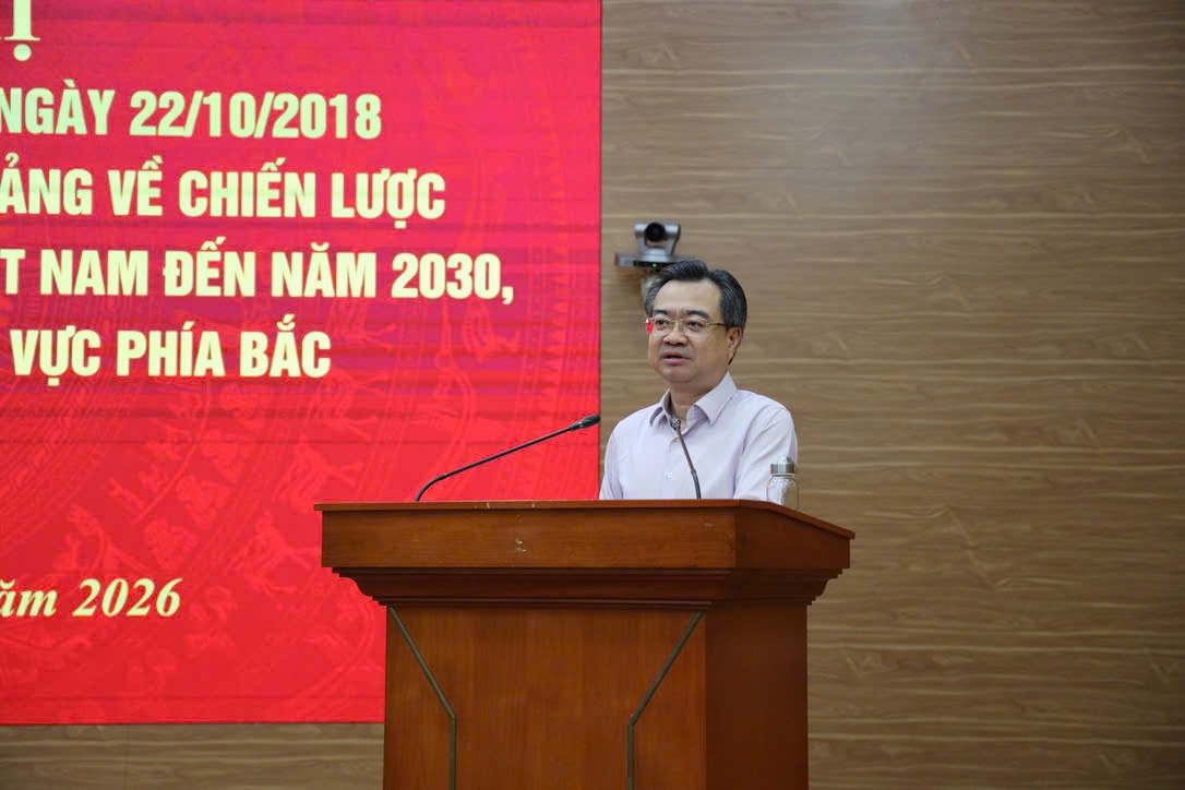 Trưởng Ban Chính sách, chiến lược Trung ương Nguyễn Thanh Nghị phát biểu tại hội nghị. Trưởng Ban Chính sách, chiến lược Trung ương Nguyễn Thanh Nghị phát biểu tại hội nghị.