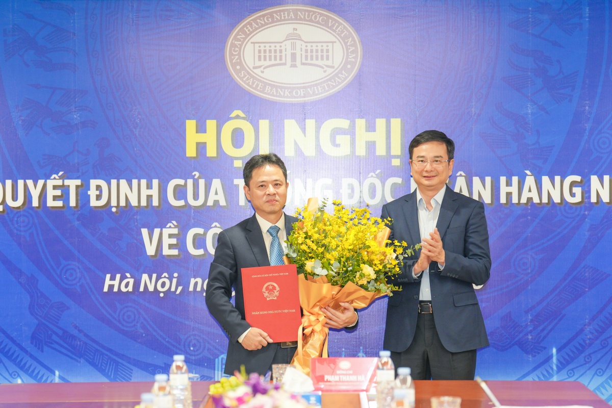 Công bố Quyết định giao Quyền Tổng Biên tập Thời báo Ngân hàng Công bố Quyết định giao Quyền Tổng Biên tập Thời báo Ngân hàng
