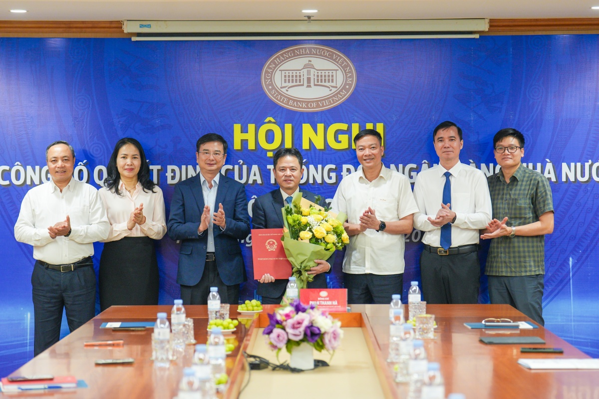 Công bố Quyết định giao Quyền Tổng Biên tập Thời báo Ngân hàng Công bố Quyết định giao Quyền Tổng Biên tập Thời báo Ngân hàng
