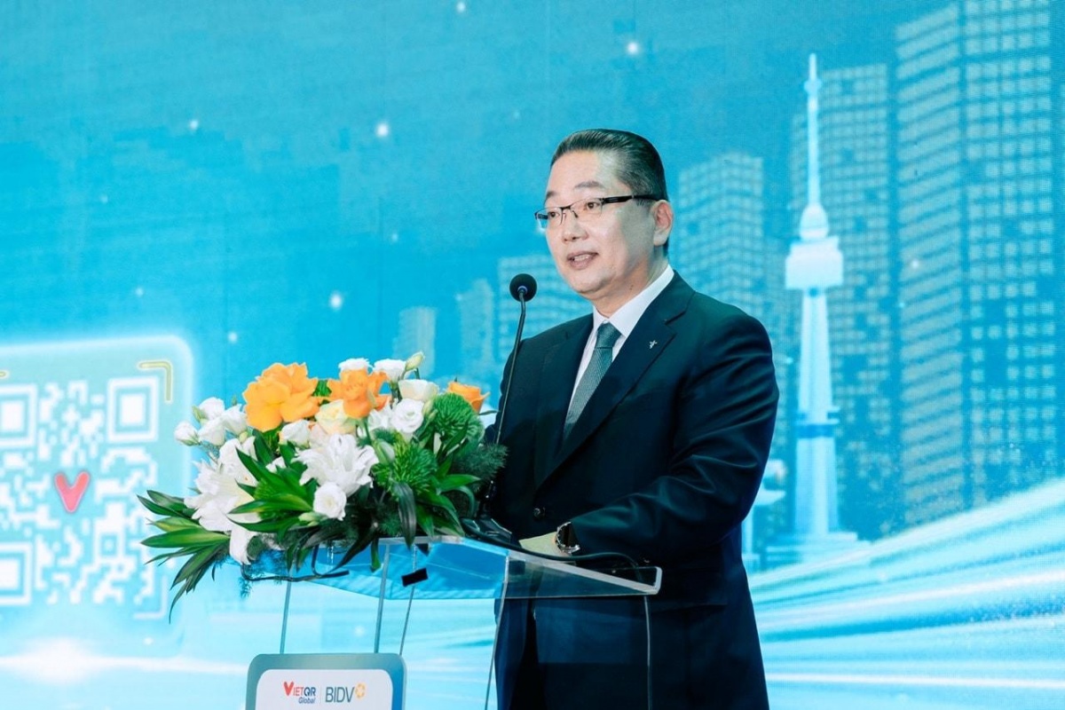 Ông Lee Ho Sung – Tổng Giám đốc Hana Bank - phát biểu tại sự kiện Ông Lee Ho Sung – Tổng Giám đốc Hana Bank - phát biểu tại sự kiện
