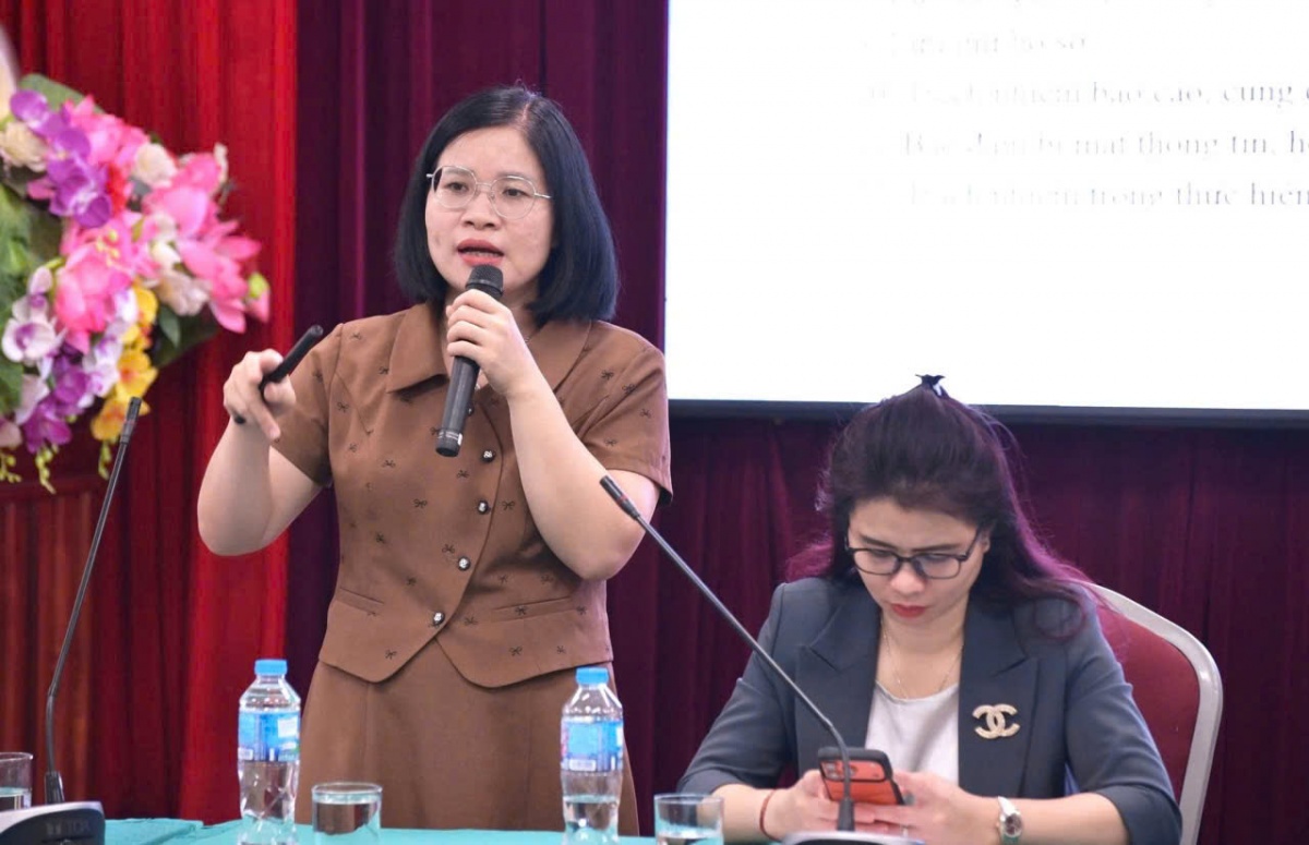 bà Nguyễn Thị Minh Thơ, Phó Cục trưởng Cục Phòng, chống rửa tiền (Ngân hàng Nhà nước Việt Nam)