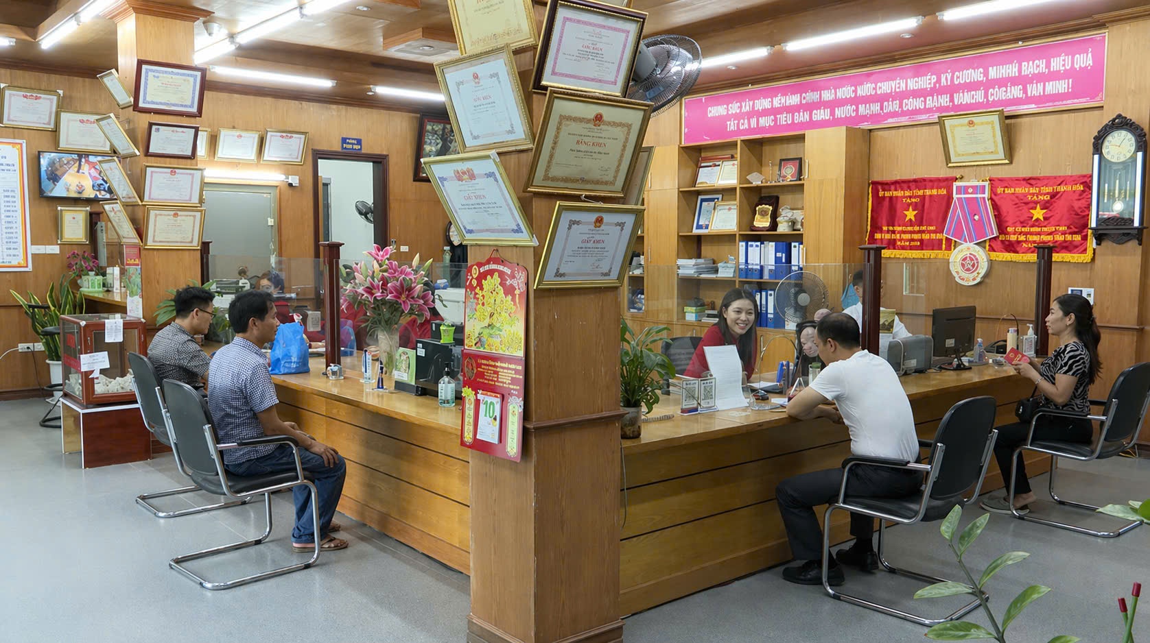 QTDND Vân Canh giữ vững mạch vốn trong giai đoạn chuyển đổi QTDND Vân Canh giữ vững mạch vốn trong giai đoạn chuyển đổi
