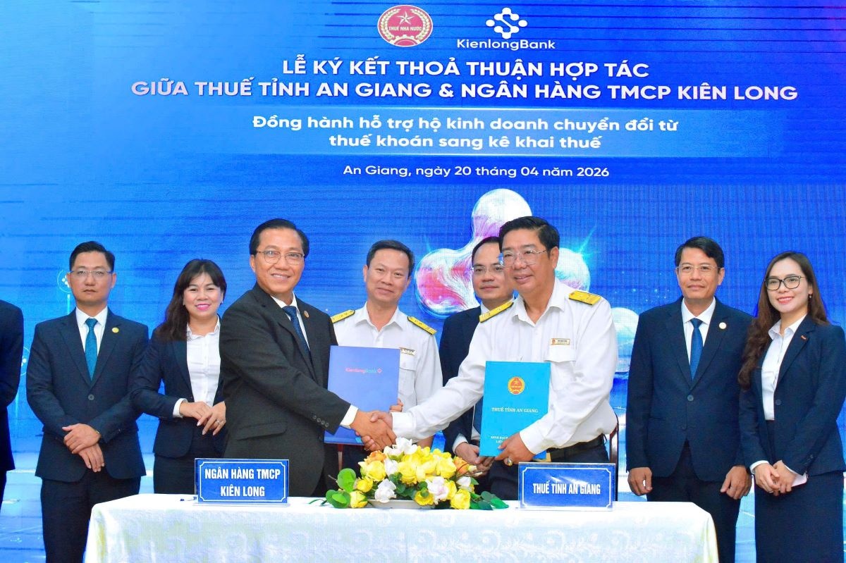 Cục Thuế tỉnh An Giang và KienlongBank ký kết thỏa thuận hợp tác nhằm tăng cường hỗ trợ hộ kinh doanh Cục Thuế tỉnh An Giang và KienlongBank ký kết thỏa thuận hợp tác nhằm tăng cường hỗ trợ hộ kinh doanh