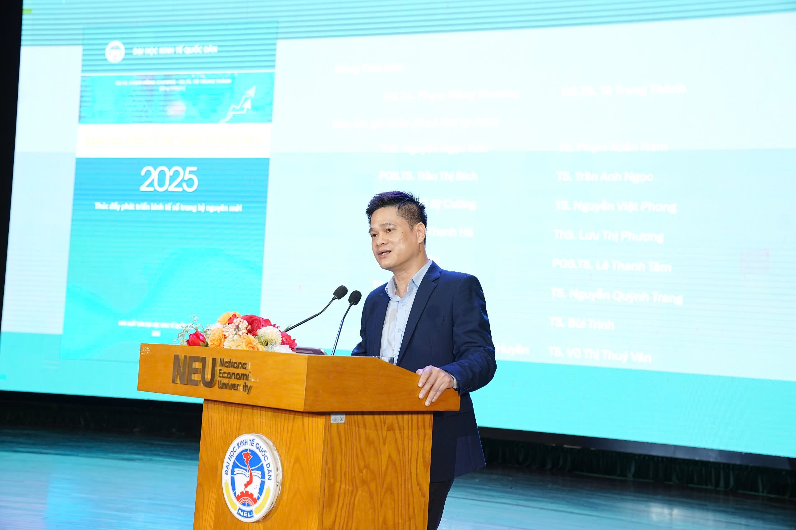 Kinh tế số không chỉ là đưa công nghệ vào nền kinh tế, mà phải thay đổi cách thức vận hành Kinh tế số không chỉ là đưa công nghệ vào nền kinh tế, mà phải thay đổi cách thức vận hành