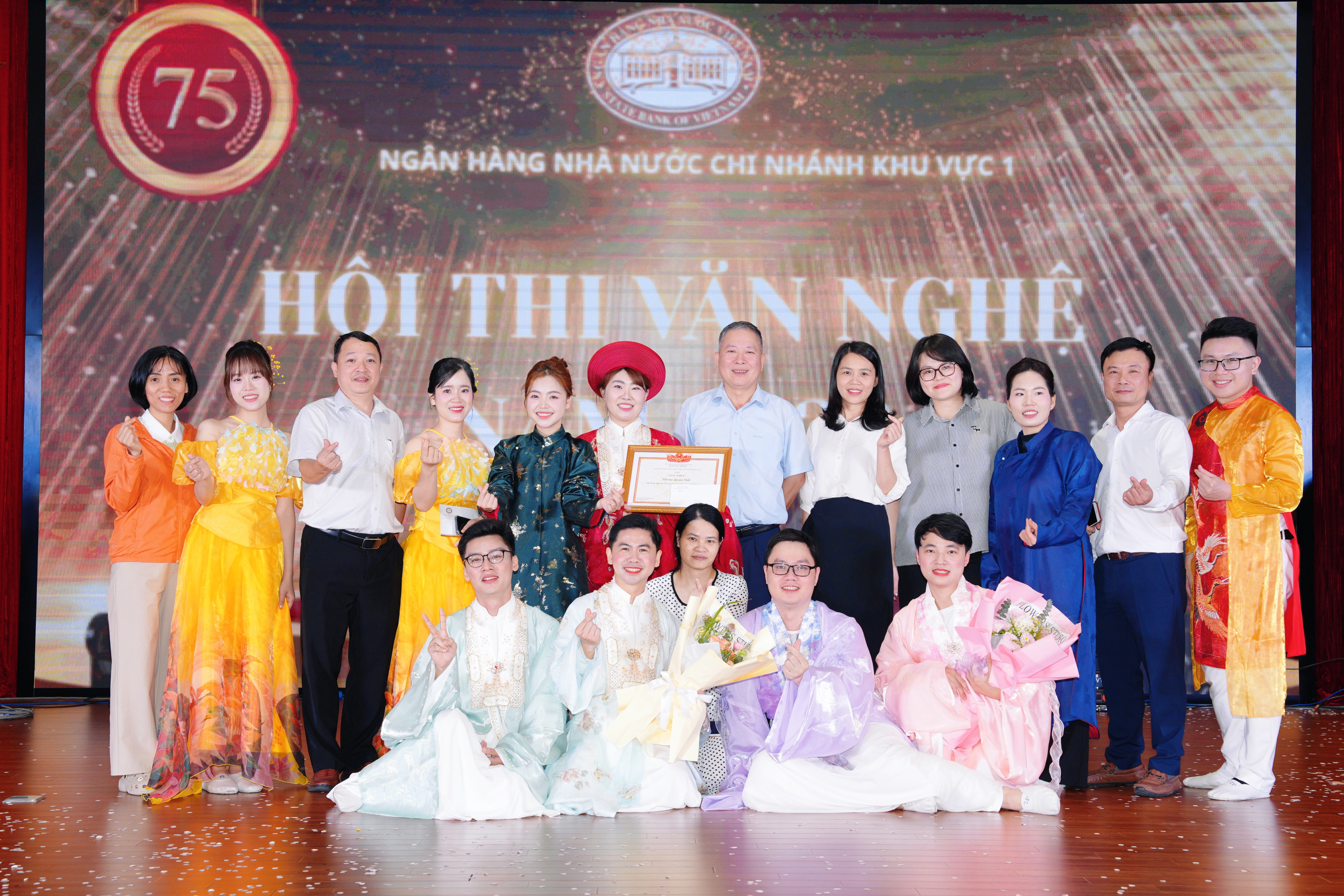 Hội thi văn nghệ NHNN chi nhánh Khu vực 1 năm 2026: Sôi nổi, gắn kết và giàu cảm xúc