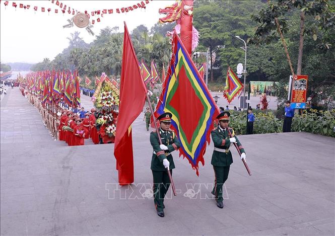 Trang nghiêm Lễ dâng hương tưởng niệm các Vua Hùng trên đỉnh núi Nghĩa Lĩnh- Ảnh 2. Trang nghiêm Lễ dâng hương tưởng niệm các Vua Hùng trên đỉnh núi Nghĩa Lĩnh- Ảnh 2.