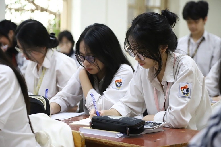 Hơn 1 triệu thí sinh đăng ký dự thi tốt nghiệp THPT 2026 Hơn 1 triệu thí sinh đăng ký dự thi tốt nghiệp THPT 2026