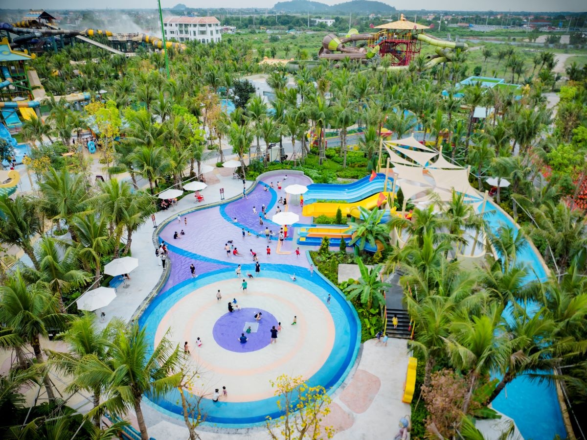 Hàng nghìn khách check-in tại Sun World Ha Nam dịp Giỗ Tổ, hứa hẹn sức hút lớn dịp 30/4 - 1/5