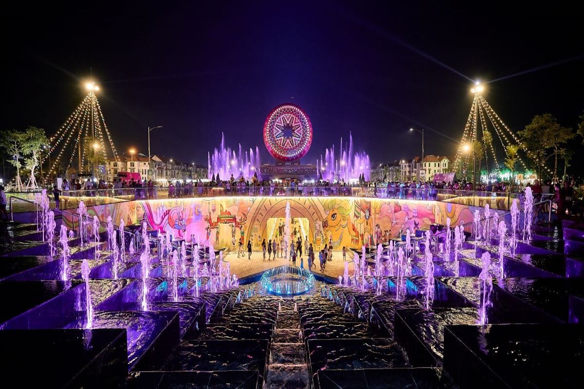 Hàng nghìn khách check-in tại Sun World Ha Nam dịp Giỗ Tổ, hứa hẹn sức hút lớn dịp 30/4 - 1/5