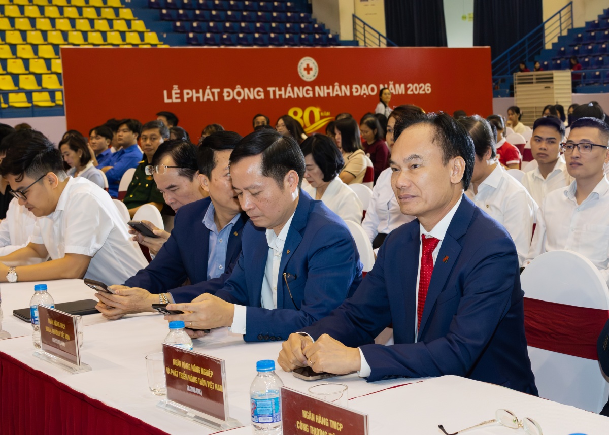 Agribank ủng hộ 20 tỷ đồng hưởng ứng Tháng Nhân đạo năm 2026