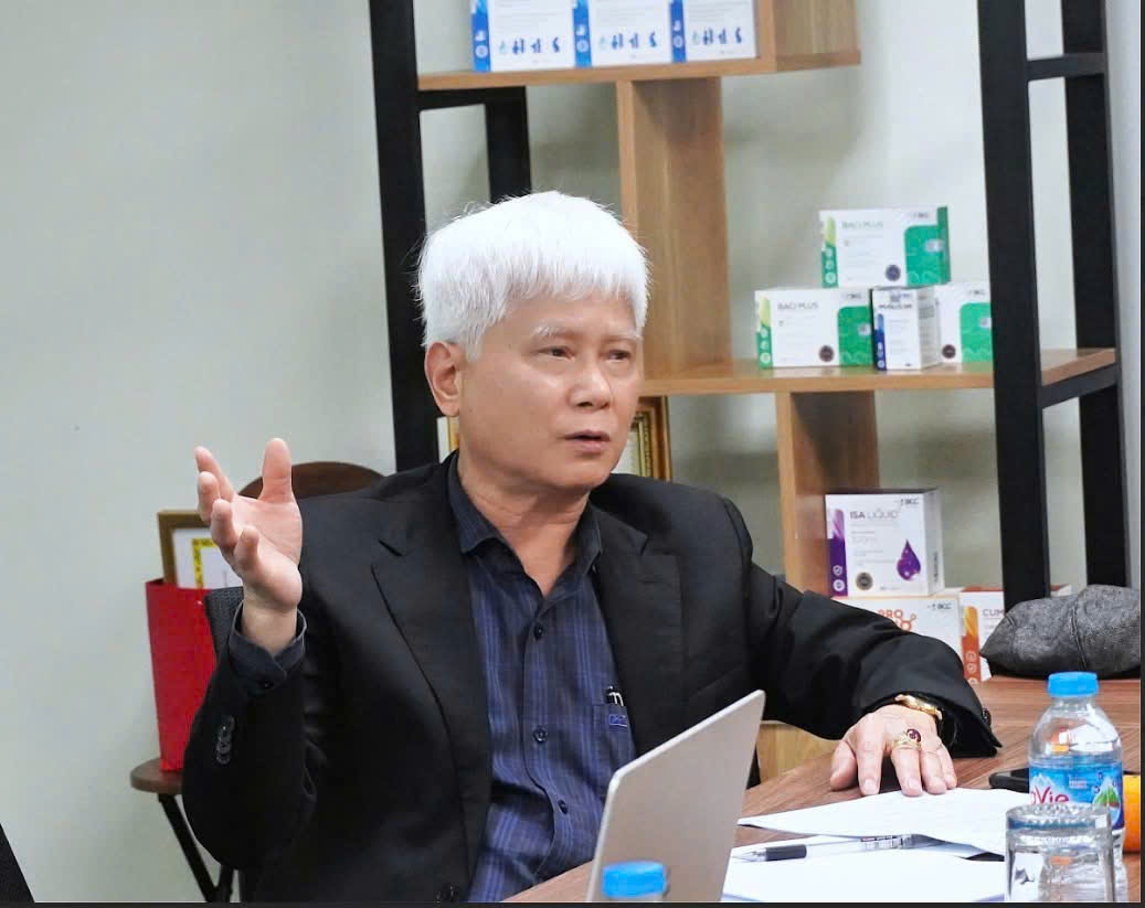 Luật sư Bùi Văn Thành, Trưởng Văn phòng Luật sư Mặt Trời Mới, Trọng tài viên Trung tâm Trọng tài Quốc tế Việt Nam (VIAC), Phó Chủ tịch Liên chi hội Tài chính Khu công nghiệp Việt Nam (VIPFA) Luật sư Bùi Văn Thành, Trưởng Văn phòng Luật sư Mặt Trời Mới, Trọng tài viên Trung tâm Trọng tài Quốc tế Việt Nam (VIAC), Phó Chủ tịch Liên chi hội Tài chính Khu công nghiệp Việt Nam (VIPFA)