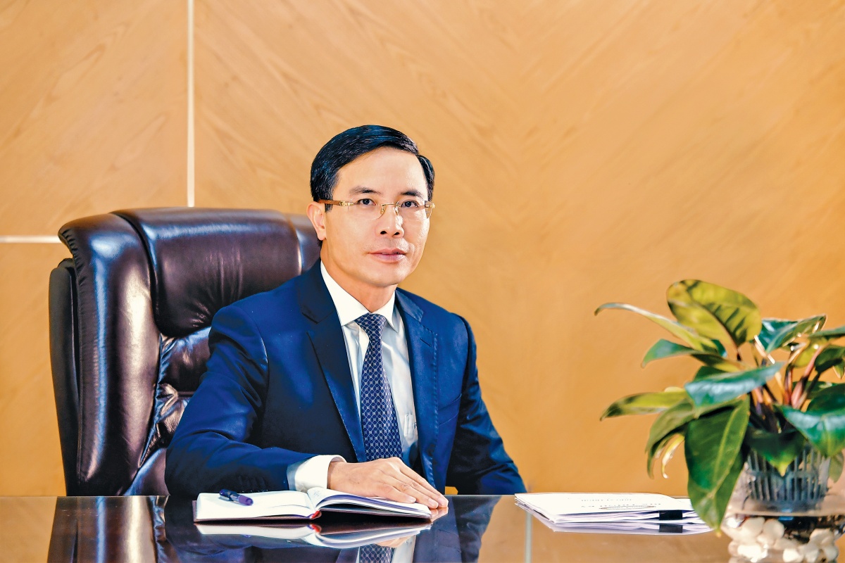 Ngành Ngân hàng tiếp tục khẳng định vai trò trụ cột ổn định vĩ mô và dẫn dắt dòng vốn Ngành Ngân hàng tiếp tục khẳng định vai trò trụ cột ổn định vĩ mô và dẫn dắt dòng vốn